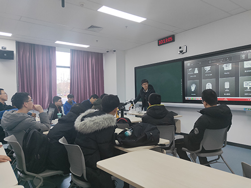 中國石油大學(xué)機械臂教學(xué)產(chǎn)品培訓(xùn)